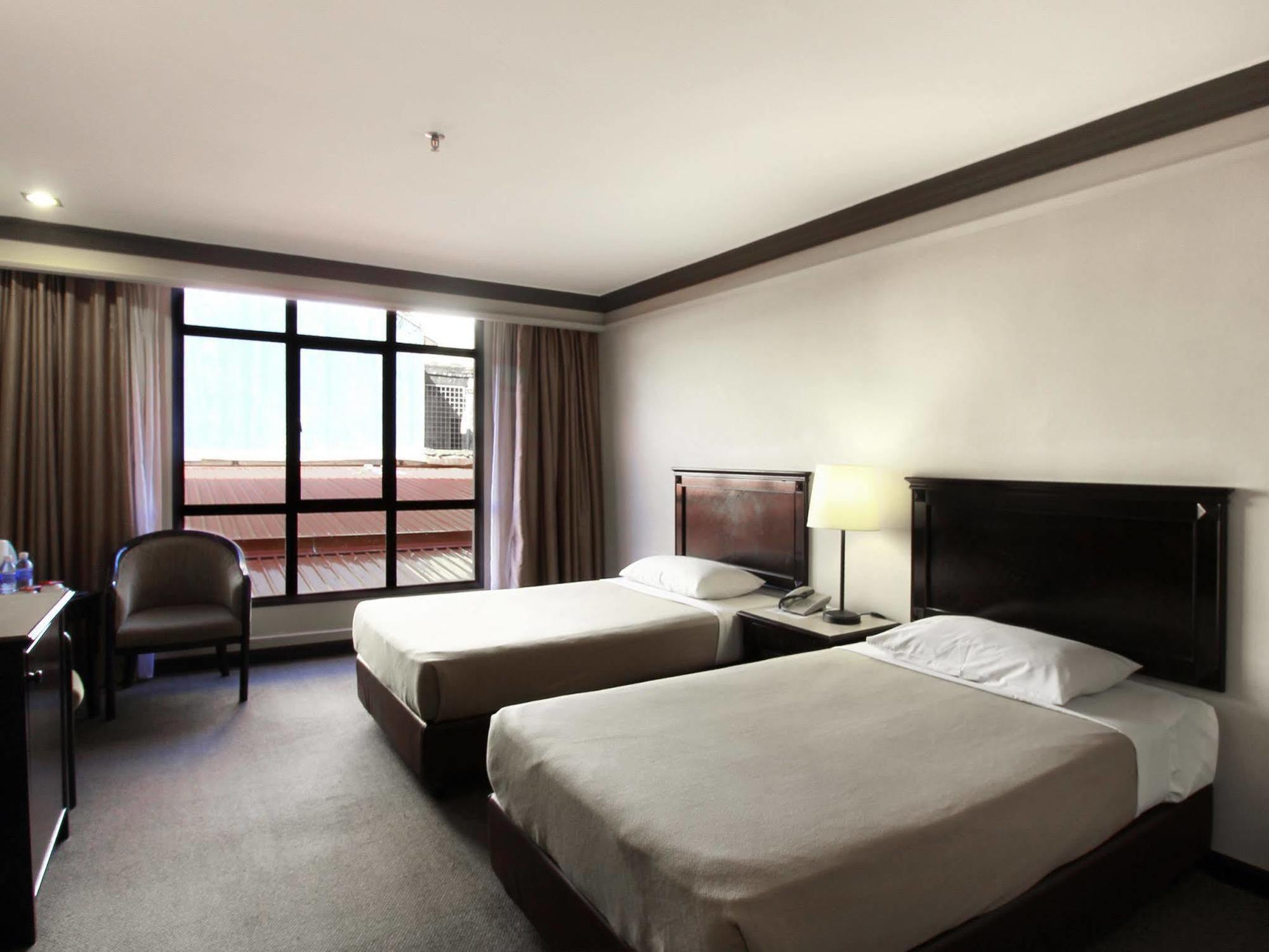 Hotel Mimosa Malacca Eksteriør billede