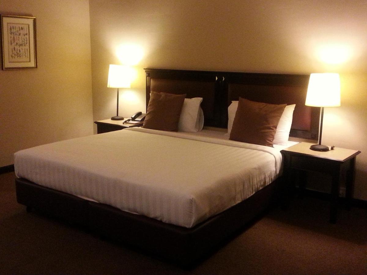 Hotel Mimosa Malacca Eksteriør billede